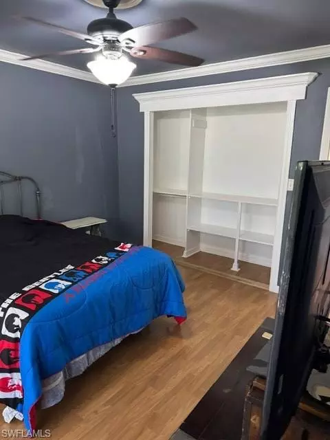 Fort Myers, FL 33919,4293 Island CIR #4