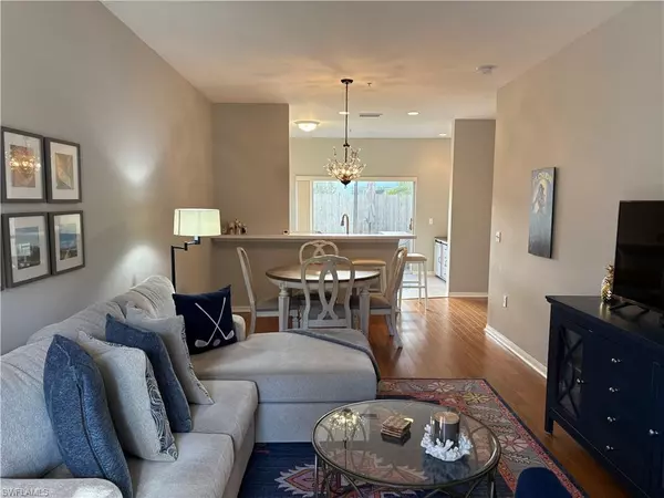 Naples, FL 34109,3269 Amanda LN #2