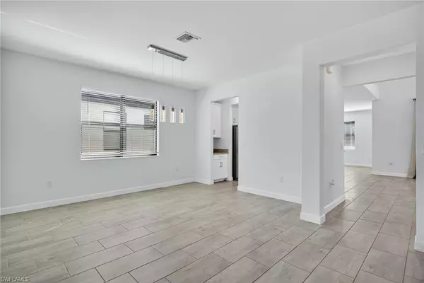 Fort Myers, FL 33913,11484 Canopy LOOP