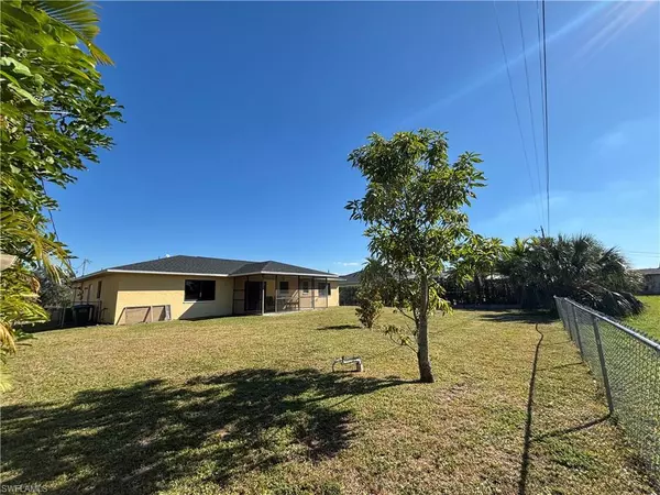 Cape Coral, FL 33991,1112 SW 11th CT