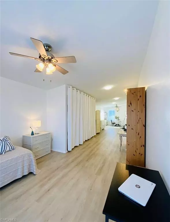 Fort Myers, FL 33908,16857 Windcrest DR