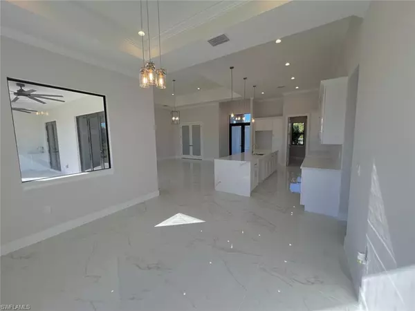 Naples, FL 34120,3672 68TH AVE NE