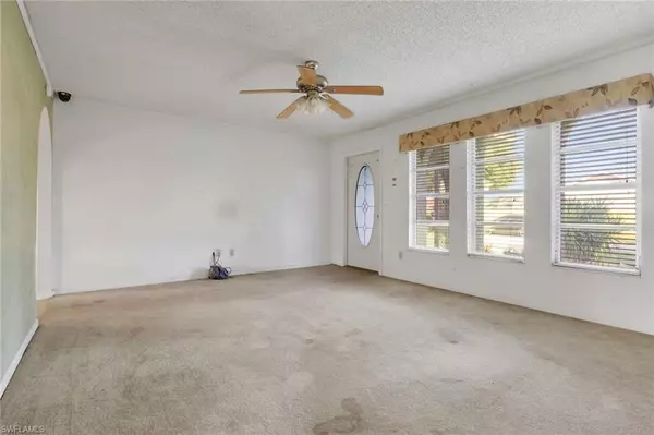 Cape Coral, FL 33990,126 SE 21st PL