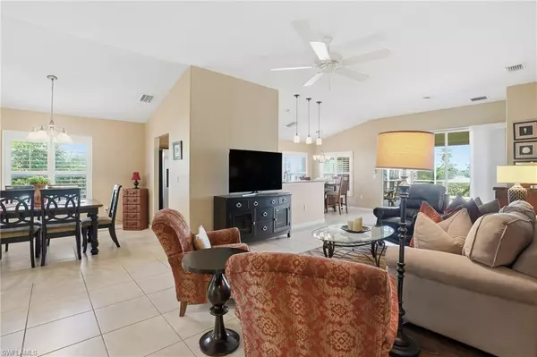 Cape Coral, FL 33991,2513 Hopefield CT