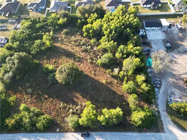 Cape Coral, FL 33991,1812 Wade DR