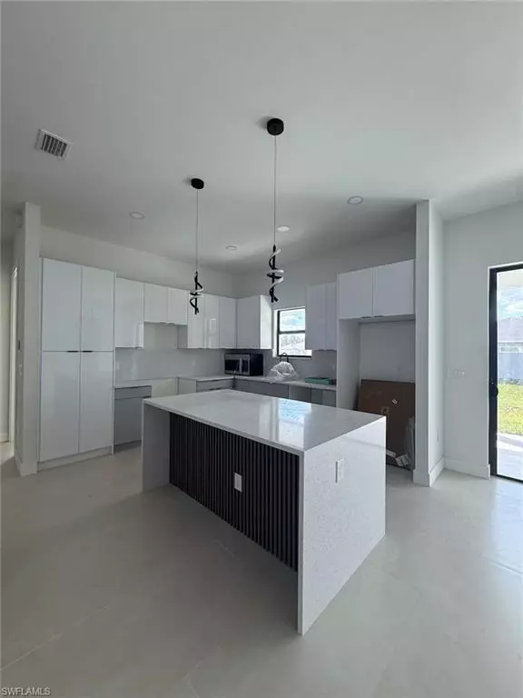 Lehigh Acres, FL 33974,123 Grant BLVD