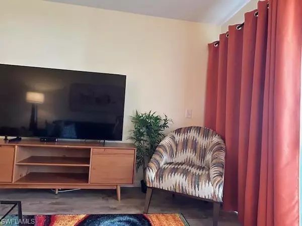 Fort Myers, FL 33907,1724 Pine Valley DR #213