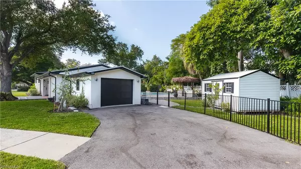 Fort Myers, FL 33901,1357 Wales DR