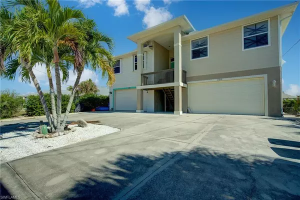 3184 Stringfellow RD, St. James City, FL 33956