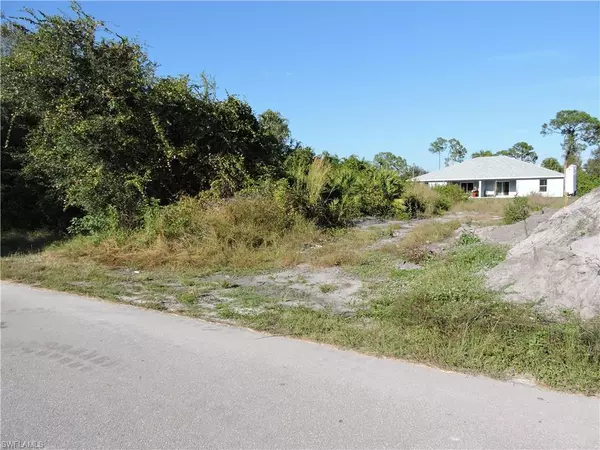 Lehigh Acres, FL 33973,4820/4822 30th ST SW