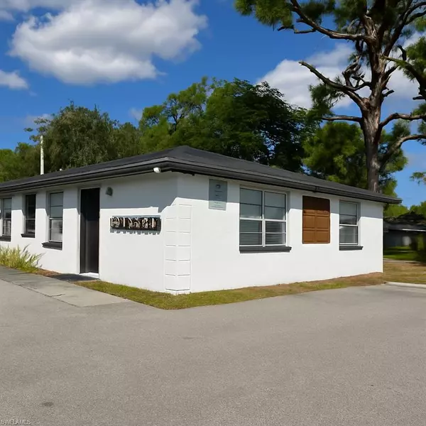 2105 Canal ST #1, Fort Myers, FL 33901