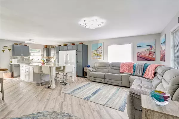 Bokeelia, FL 33922,5887 Kingfish RD