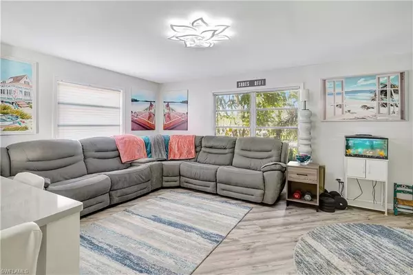 Bokeelia, FL 33922,5887 Kingfish RD