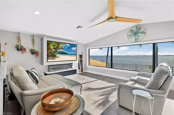 Cape Coral, FL 33904,3907 SE 21st PL