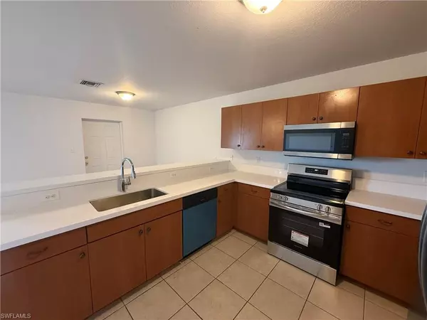 Clewiston, FL 33440,521 Orchard Park DR