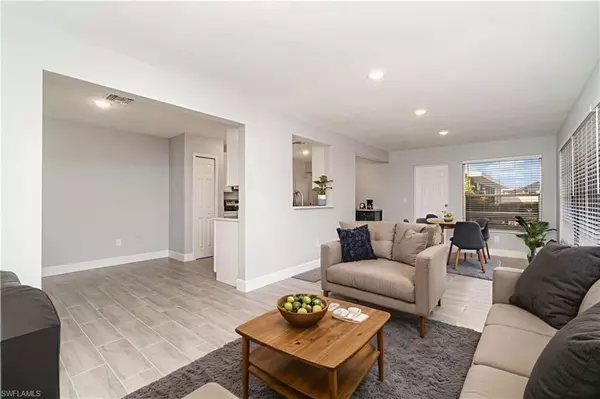 Port Charlotte, FL 33948,1247 Price CIR NW