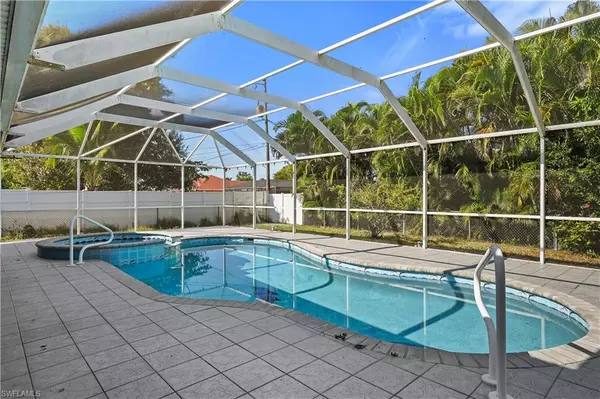 Cape Coral, FL 33990,1721 SE 21st TER