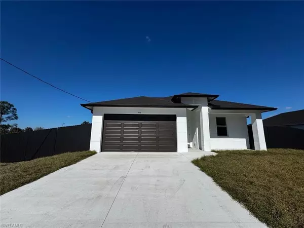 2812 54th ST W, Lehigh Acres, FL 33971