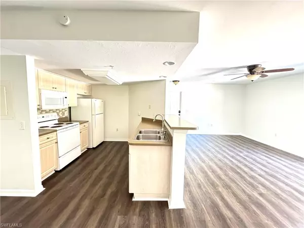 Cape Coral, FL 33990,1773 Four Mile Cove PKWY #1123