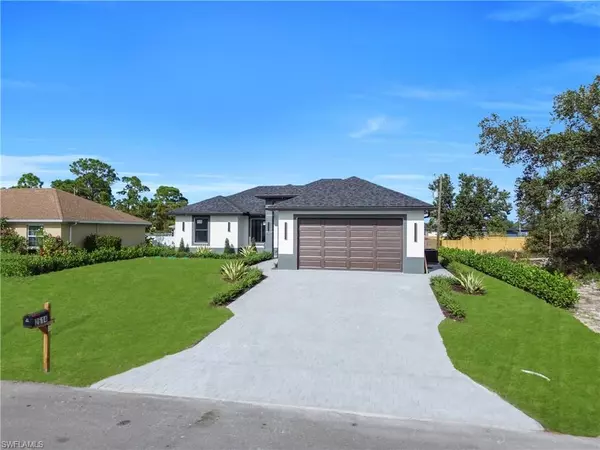 Lehigh Acres, FL 33971,2614 44th ST W