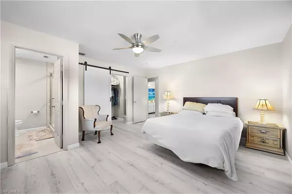 North Fort Myers, FL 33903,5948 Sonnet CT