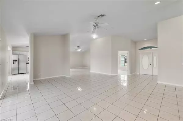 Cape Coral, FL 33991,1324 SW 8th CT