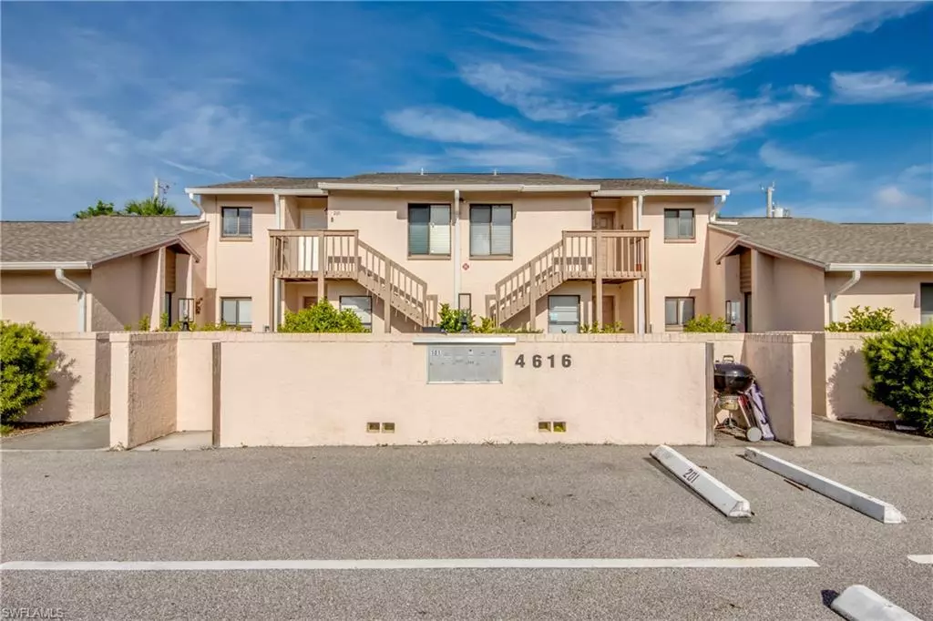 Cape Coral, FL 33904,4616 SE 6th AVE #202