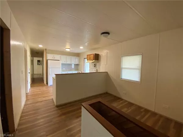 North Fort Myers, FL 33917,2331 Gish DR