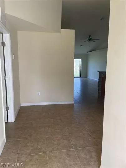 Cape Coral, FL 33914,3818 SW 16th PL #3818