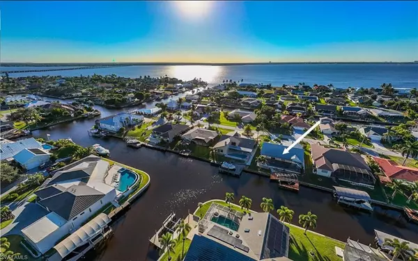 Cape Coral, FL 33904,2317 SE 27th ST