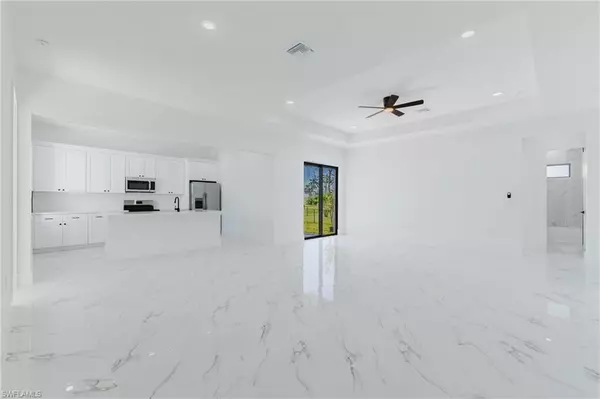 Cape Coral, FL 33993,1633 NW 31st PL