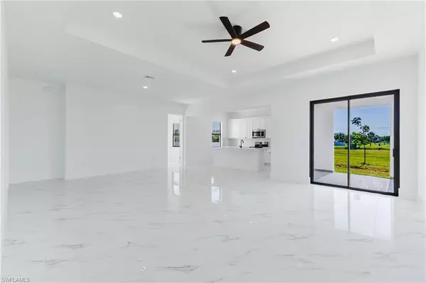 Cape Coral, FL 33993,1633 NW 31st PL