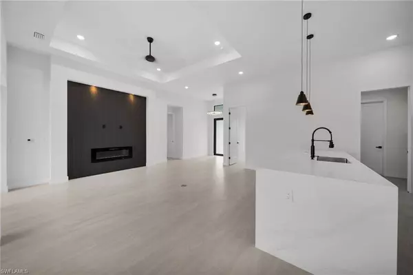 Cape Coral, FL 33914,3435 SW 8th CT