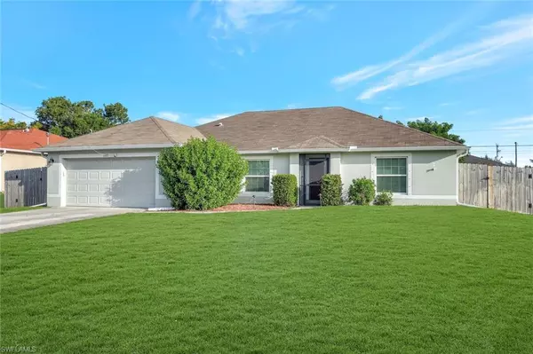 1205 SW 32nd TER, Cape Coral, FL 33914