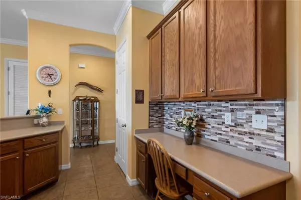 Cape Coral, FL 33991,2467 Ashbury CIR