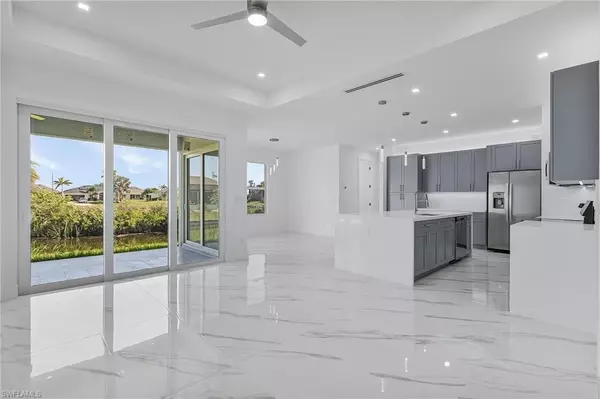 1623 NW 2nd ST, Cape Coral, FL 33993