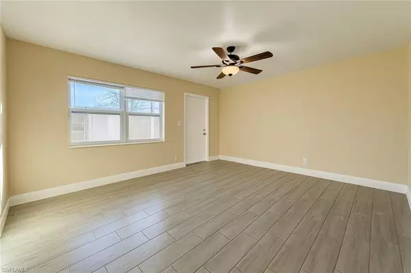 Fort Myers, FL 33907,5453 11th AVE