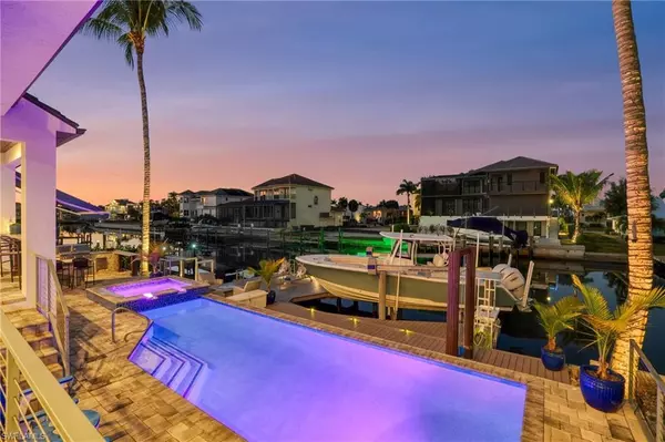 Naples, FL 34108,427 Willet AVE