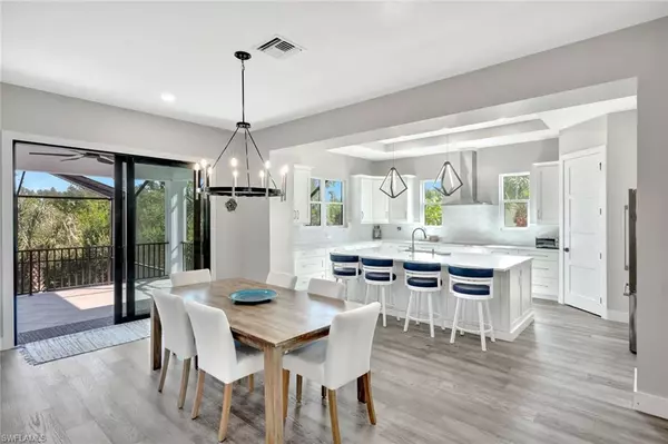 Sanibel, FL 33957,1044 Fish Crow RD