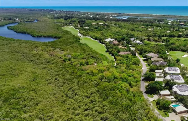 Sanibel, FL 33957,5642 Baltusrol CT