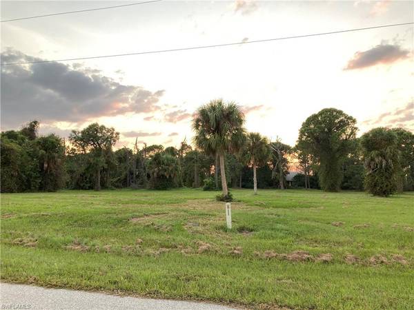 14 Masthead RD, Placida, FL 33946