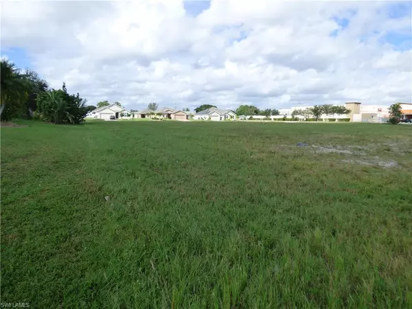 Cape Coral, FL 33914,2616 SW 8th PL