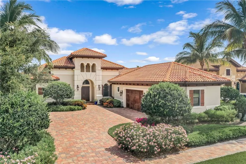 Naples, FL 34113,6512 Costa CIR