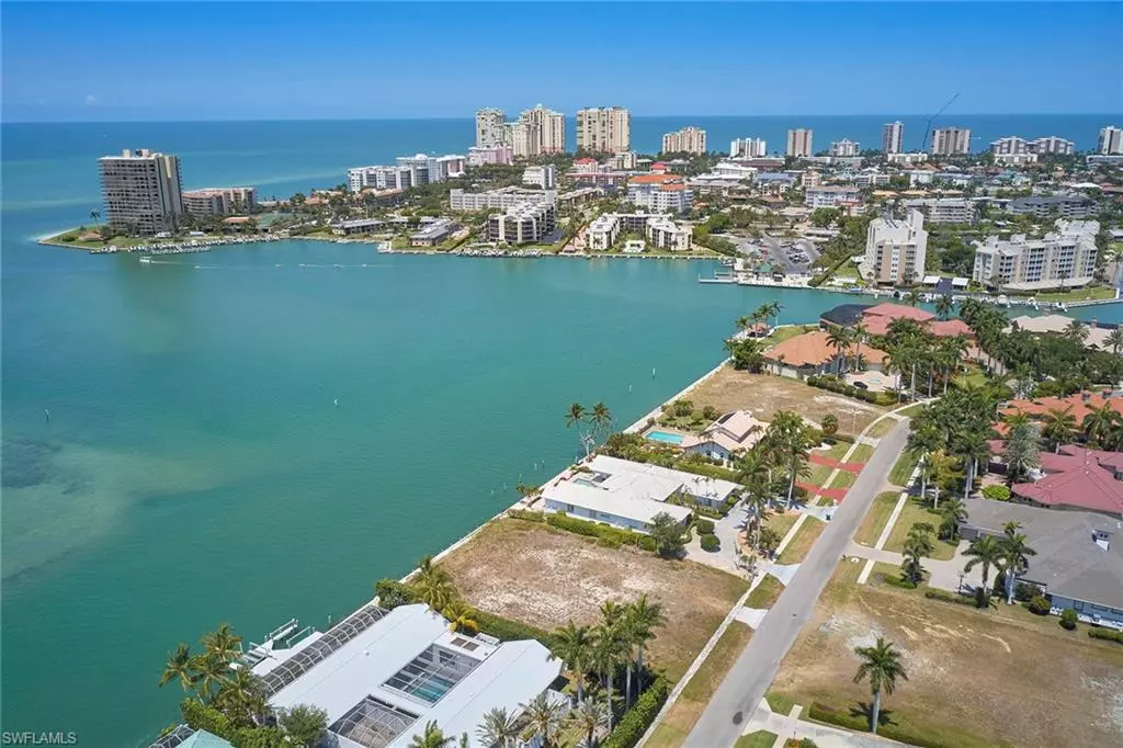 Marco Island, FL 34145,1381 Caxambas CT