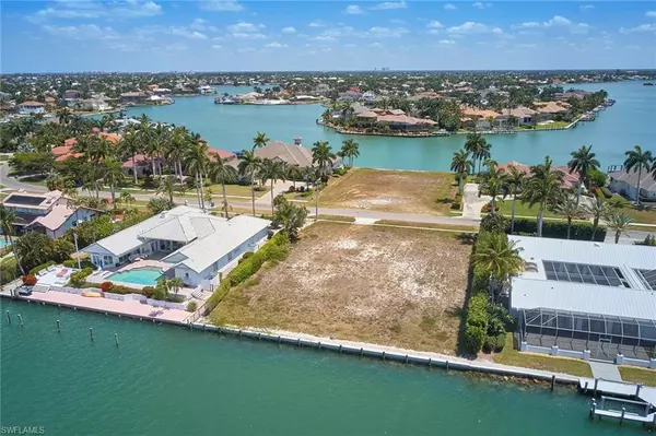 Marco Island, FL 34145,1381 Caxambas CT