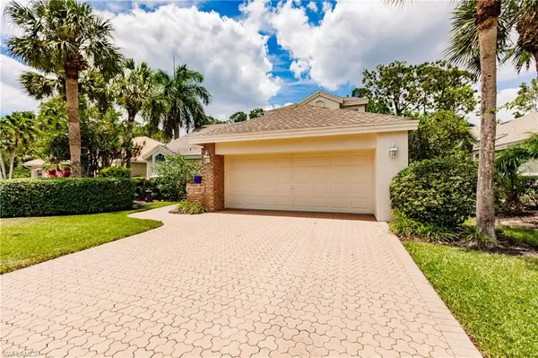 547 Cormorant CV, Naples, FL 34113