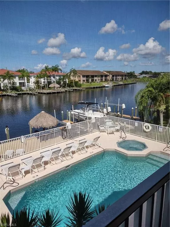 3744 SE 12th AVE #202, Cape Coral, FL 33904