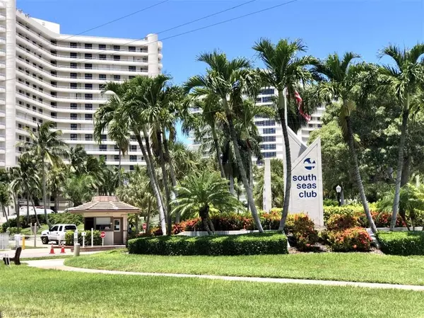 Marco Island, FL 34145,260 Seaview CT #1103