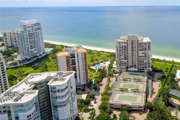 Naples, FL 34103,4251 Gulf Shore BLVD N #18A