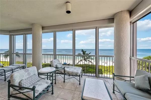 Naples, FL 34103,4951 Gulf Shore BLVD N #203